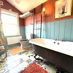 Cosy Period With Spacious Garden Dom wakacyjny *