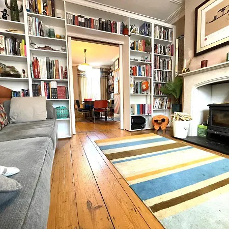 Casa vacanze Cosy Period With Spacious Garden *