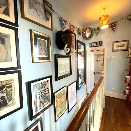 Cosy Period With Spacious Garden Casa vacanze *