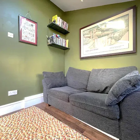 Cosy Period With Spacious Garden Сasa de vacaciones